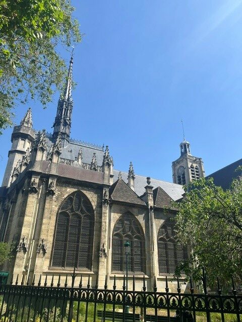 eglise ciel bleu